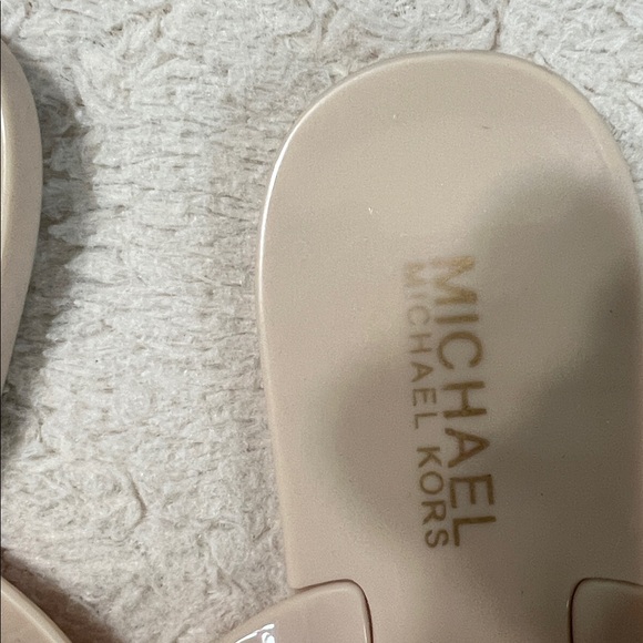 Michael Kors “Kayden” Jelly Bow Sandals – Size 8 (EUC) - Picture 3 of 8